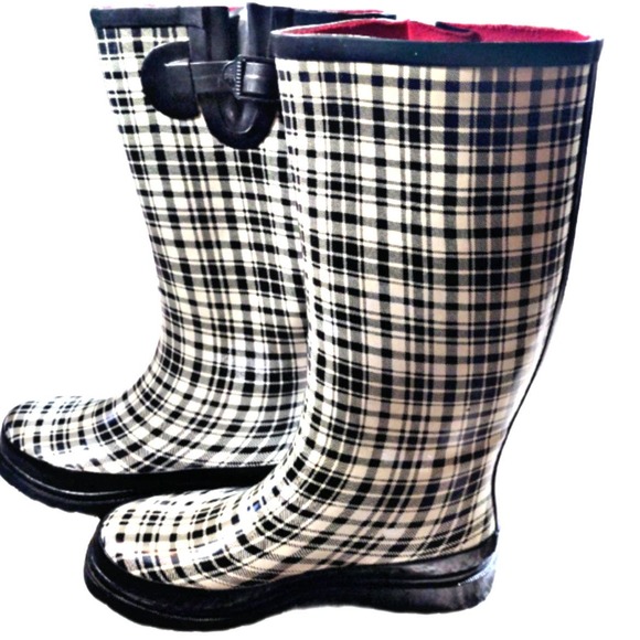 💸$16 Bass Cream Black Plaid Women's 7M Rubber Boots - Picture 3 of 8